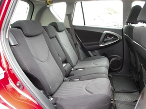 Внедорожник Toyota RAV4 2011 года, 1610000 рублей, Владимир