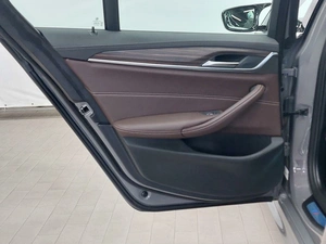 Седан BMW 5 серия 2021 года, 5300000 рублей, Барнаул