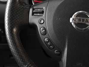 Внедорожник Nissan Qashqai 2010 года, 1110000 рублей, Омск
