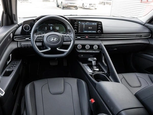 Седан Hyundai Elantra 2023 года, 2220000 рублей, Краснодар