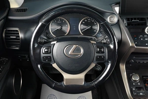 Внедорожник Lexus NX 2017 года, 3449000 рублей, Тюмень