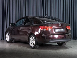 Седан Kia Cerato 2010 года, 860000 рублей, Волгоград