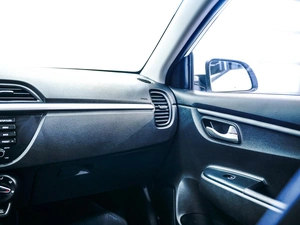 Седан Kia Rio 2019 года, 1199000 рублей, Красноярск