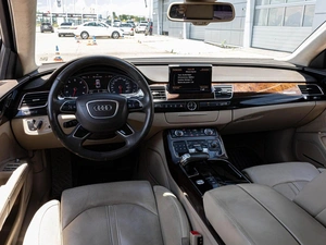 Седан Audi A8 2014 года, 3050000 рублей, Краснодар