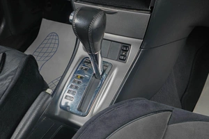 Седан Toyota Corolla 2005 года, 689000 рублей, Тюмень