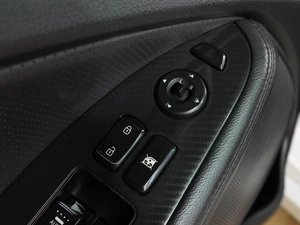 Седан Kia Optima 2012 года, 1099000 рублей, Воронеж