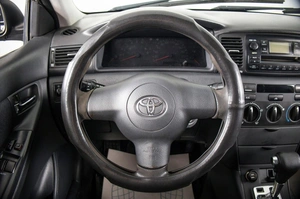Седан Toyota Corolla 2006 года, 699000 рублей, Пермь