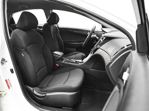 Седан Hyundai Sonata 2011 года, 1078000 рублей, Ставрополь