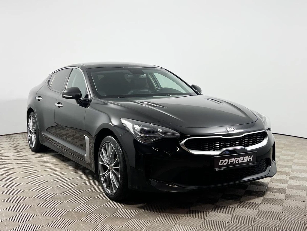 Лифтбек Kia Stinger 2018 года, 2523300 рублей, Казань
