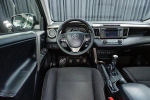 Внедорожник Toyota RAV4 2013 года, 1957000 рублей, Красноярск