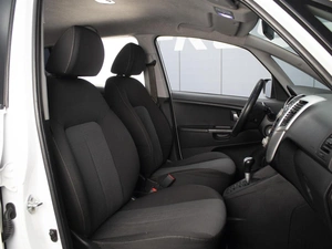 Минивэн Kia Venga 2011 года, 790000 рублей, Омск