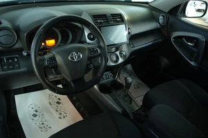 Внедорожник Toyota RAV4 2012 года, 1519000 рублей, Омск