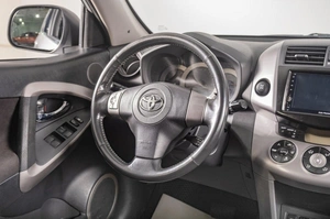 Внедорожник Toyota RAV4 2006 года, 1069000 рублей, Томск
