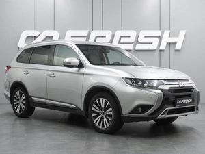 Внедорожник Mitsubishi Outlander 2020 года, 2499000 рублей, Воронеж
