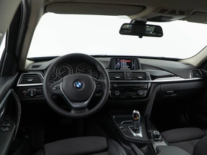 Седан BMW 3 серия 2017 года, 1699050 рублей, Москва