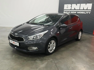 Хэтчбек Kia Ceed 2013 года, 1250000 рублей, Курск