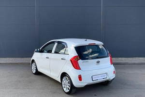 Хетчбэк Kia Picanto 2011 года, 1100000 рублей, Солонцы