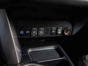 Внедорожник Toyota RAV4 2016 года, 2249000 рублей, Воронеж