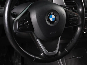 Внедорожник BMW X1 2019 года, 1988000 рублей, Красный Пахарь