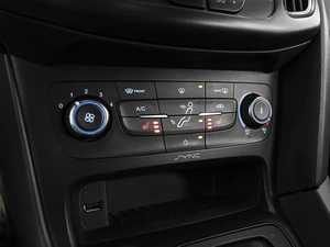 Хетчбэк Ford Focus 2015 года, 1270000 рублей, Ставрополь