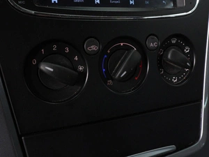 Седан Ford Mondeo 2011 года, 679000 рублей, Красный Пахарь