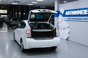 Лифтбек Toyota Prius 2011 года, 1048000 рублей, Солонцы