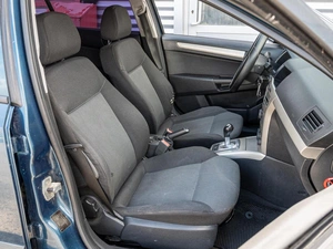 Хетчбэк Opel Astra 2007 года, 380000 рублей, Краснодар