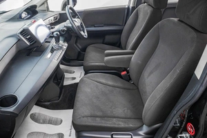 Минивэн Honda Freed 2012 года, 1189000 рублей, Барнаул