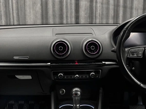 Хетчбэк Audi A3 2020 года, 1700000 рублей, Красноярск
