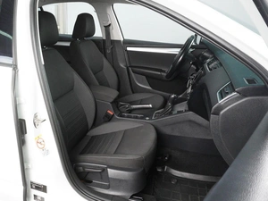 Лифтбек Skoda Octavia 2019 года, 1869040 рублей, Красный Пахарь
