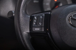 Хетчбэк Toyota Vitz 2019 года, 1069000 рублей, Томск