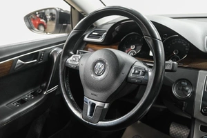 Седан Volkswagen Passat 2012 года, 1419000 рублей, Новокузнецк