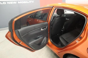 Седан Kia Rio 2021 года, 1690000 рублей, Курск