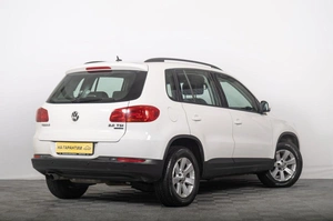 Внедорожник Volkswagen Tiguan 2013 года, 1249000 рублей, Томск