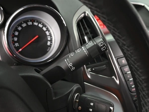 Хетчбэк Opel Astra 2011 года, 959000 рублей, Ставрополь