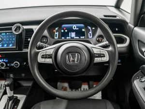 Хетчбэк Honda Fit 2020 года, 1400000 рублей, Красноярск