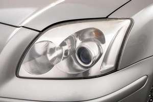 Седан Toyota Avensis 2004 года, 1019000 рублей, Барнаул