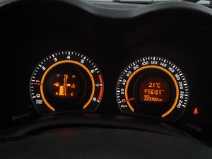 Седан Toyota Corolla 2010 года, 1219000 рублей, Воронеж