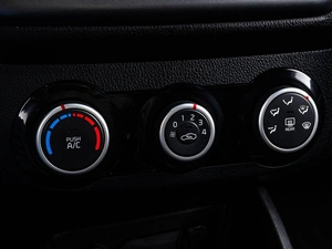 Седан Kia Rio 2015 года, 999000 рублей, Тюмень