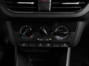 Лифтбек Skoda Rapid 2021 года, 1690000 рублей, Тюмень