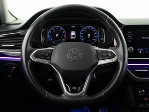 Седан Volkswagen Polo 2020 года, 1549999 рублей, Москва