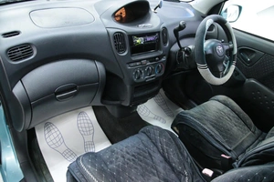 Минивэн Toyota Funcargo 2003 года, 453000 рублей, Солонцы