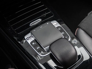 Седан Mercedes-benz CLA-класс 2019 года, 3250000 рублей, Краснодар