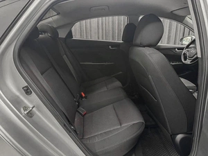 Седан Hyundai Solaris 2019 года, 960000 рублей, Красноярск
