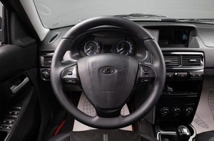 Седан ВАЗ (LADA) Priora 2015 года, 639000 рублей, Оренбург