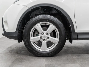 Внедорожник Toyota RAV4 2013 года, 1850000 рублей, Красноярск