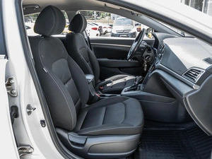 Седан Hyundai Elantra 2017 года, 1490000 рублей, Ставрополь