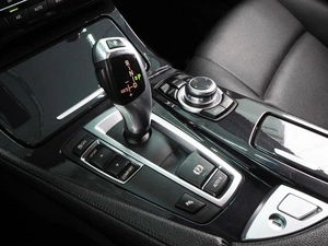 Седан BMW 5 серия 2013 года, 1929000 рублей, Воронеж