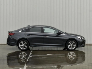 Седан Hyundai Sonata 2018 года, 1820000 рублей, Краснодар