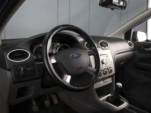 Хетчбэк Ford Focus 2008 года, 550000 рублей, Омск